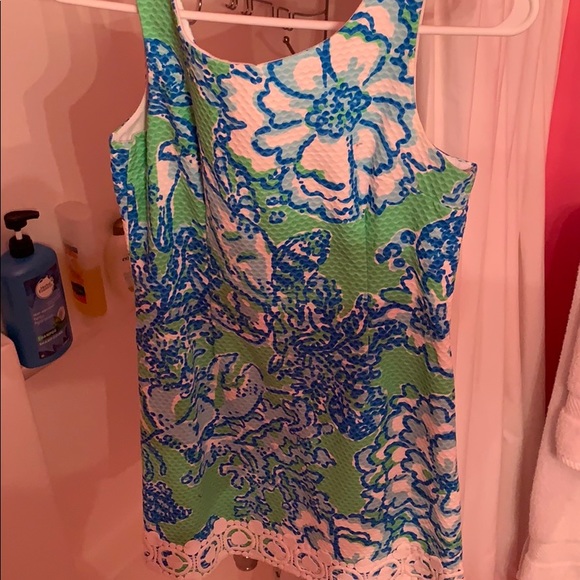 Lily Pulitzer children’s dress. Size 14. - Picture 3 of 4